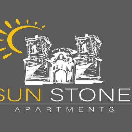 קוטור Sunstone Apartments מראה חיצוני תמונה