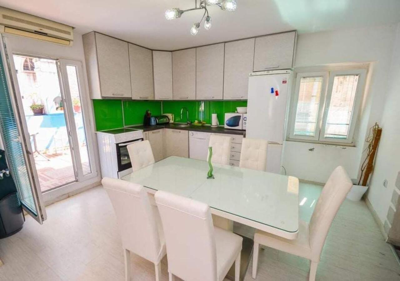 קוטור Sunstone Apartments מראה חיצוני תמונה